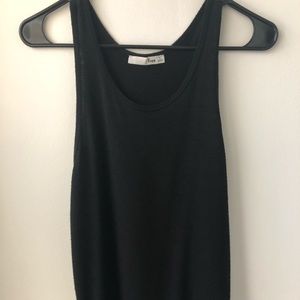 Aritzia Wilfred Free black tank top